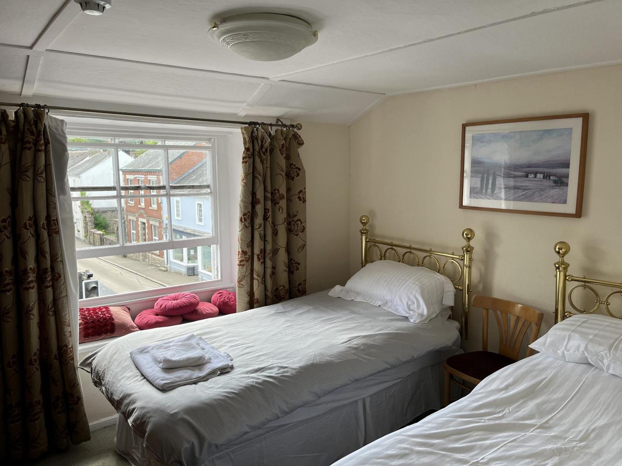 King'S Arms Hotel Lostwithiel Bilik gambar