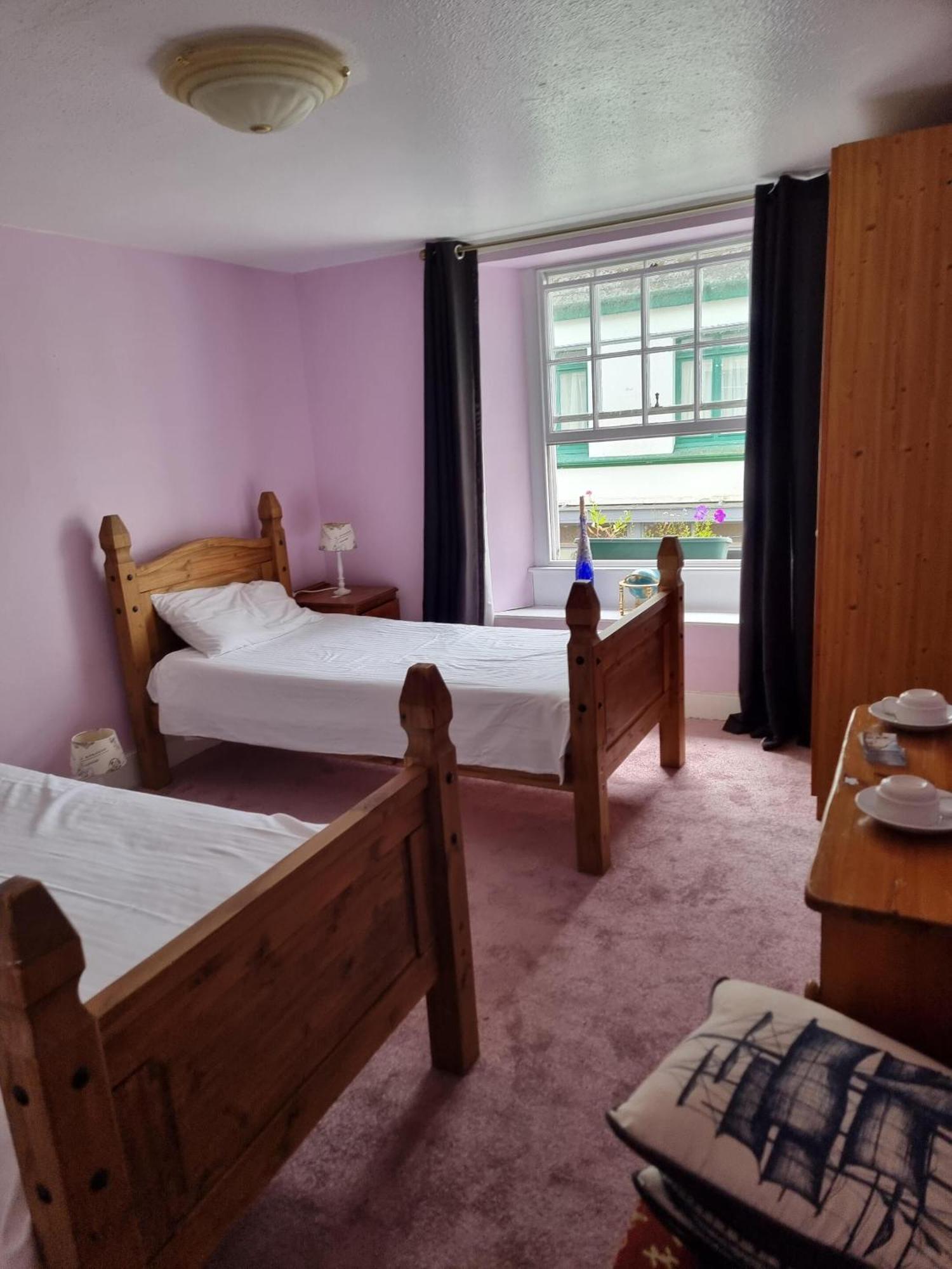 King'S Arms Hotel Lostwithiel Bilik gambar